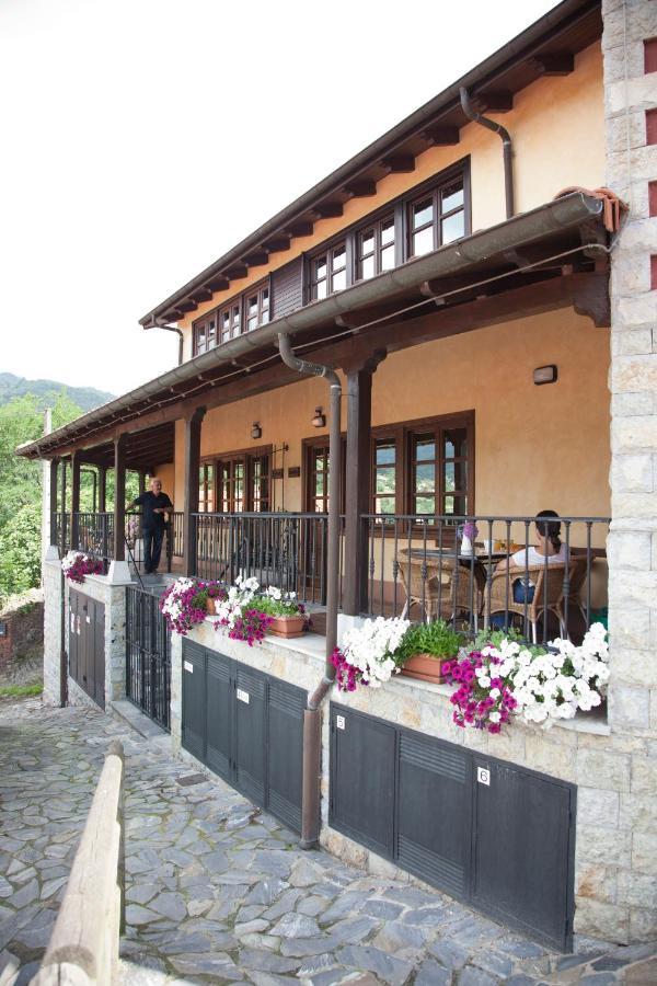 Apartamentos Rurales San Feliz Pola de Lena Exterior foto